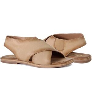 Diba True Venture Some Leather Flat Sandals – Cashew
